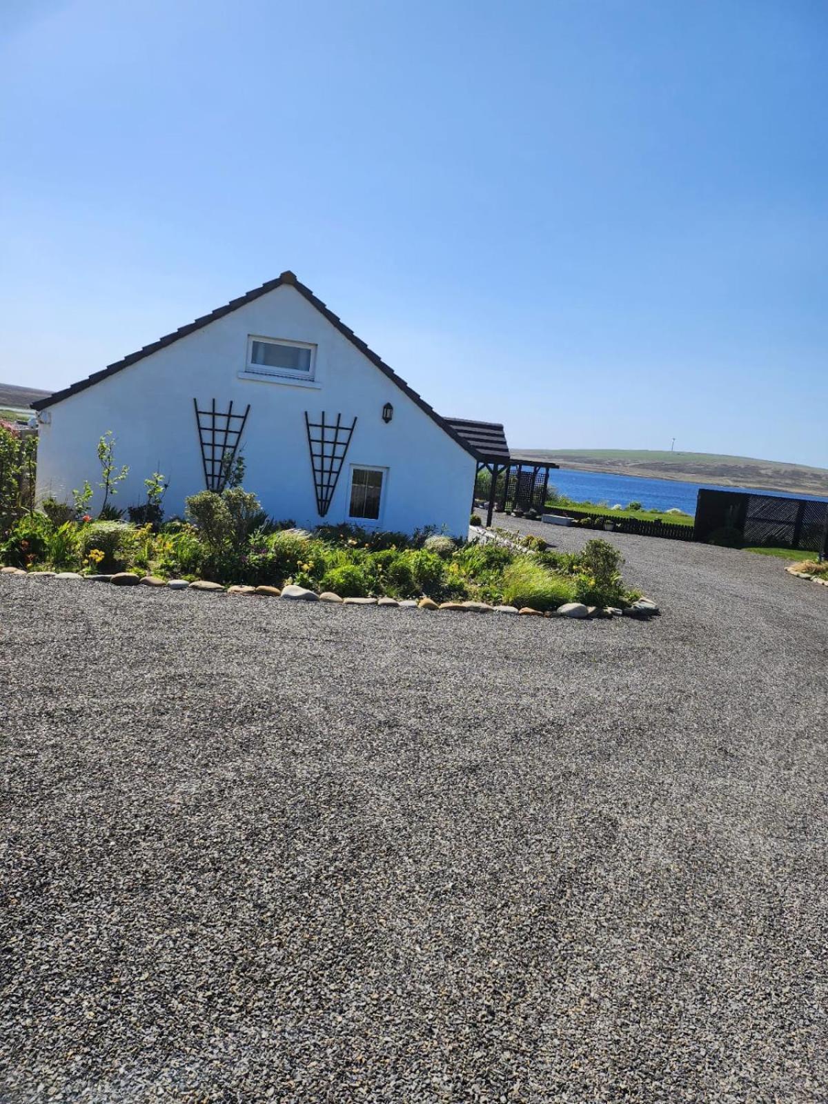 Lochview Apartment Swannay Екстериор снимка