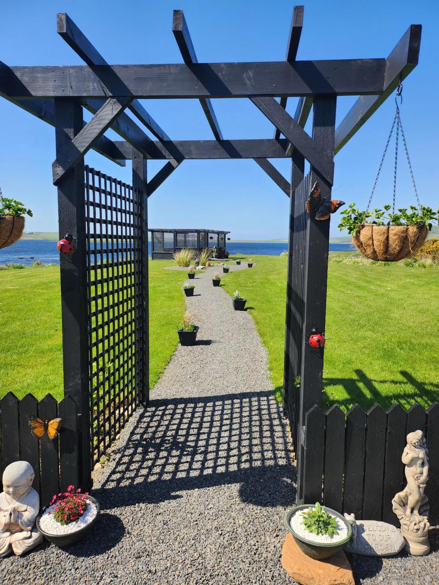 Lochview Apartment Swannay Екстериор снимка