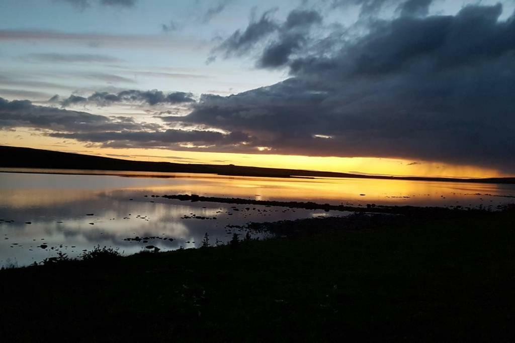 Lochview Apartment Swannay Екстериор снимка